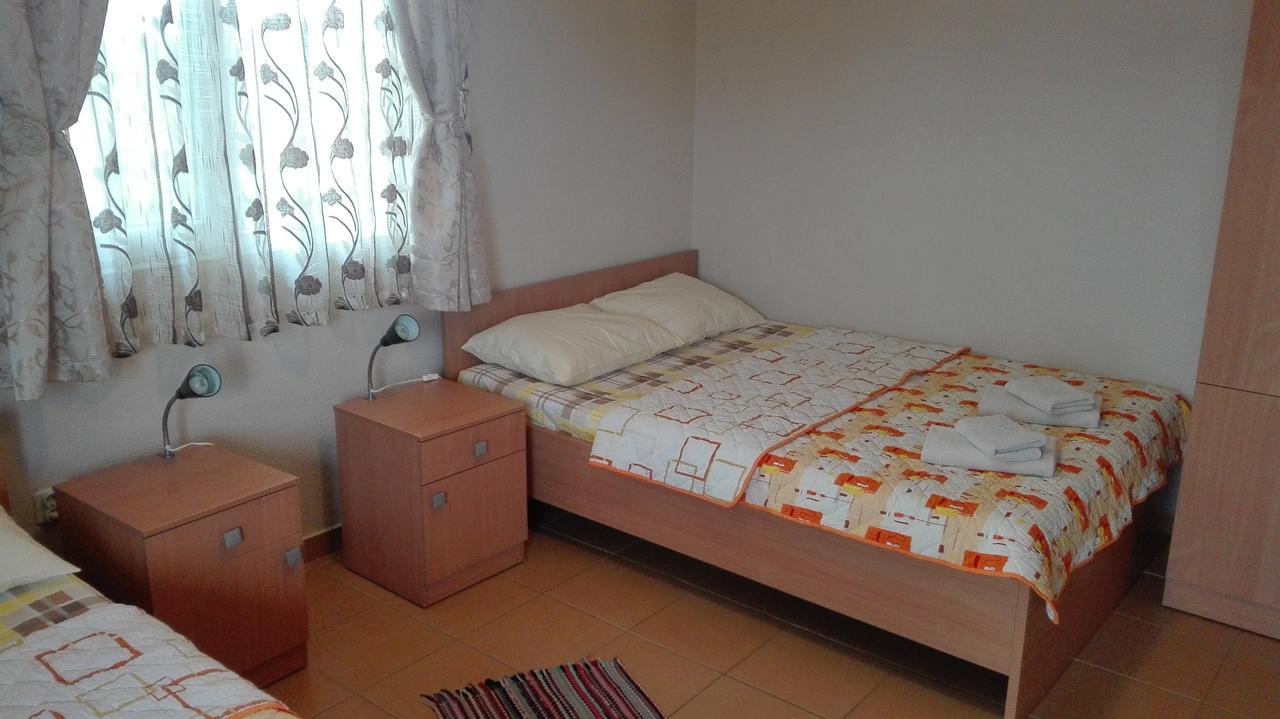 Apartments Maja Dojran Екстер'єр фото